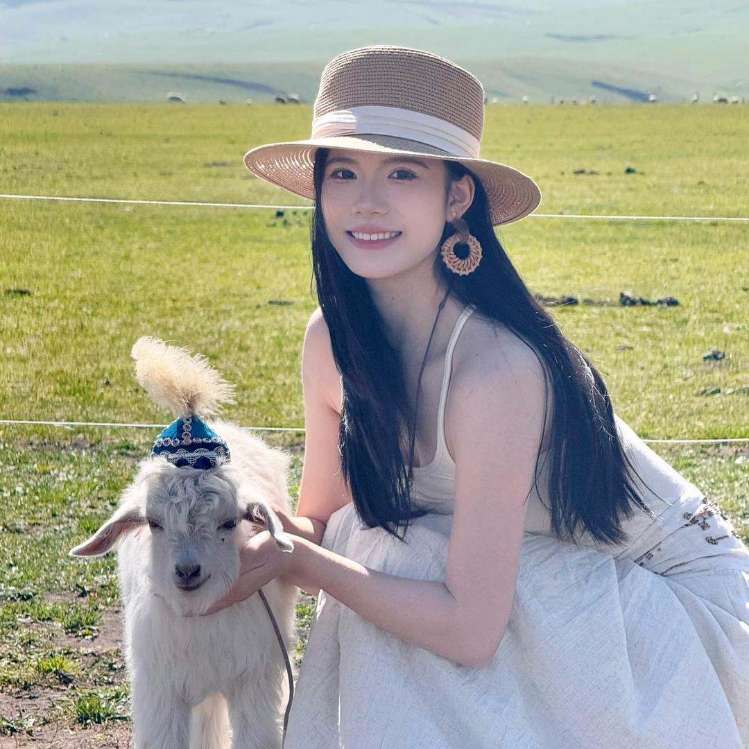 楠思今天穿啥呢