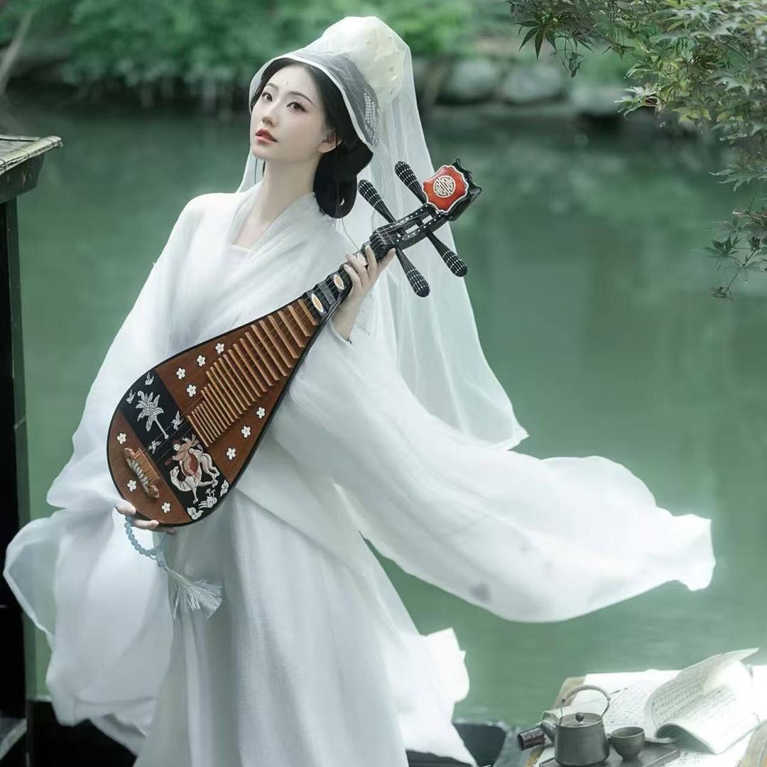 阆中古城一分之一汉服体验馆