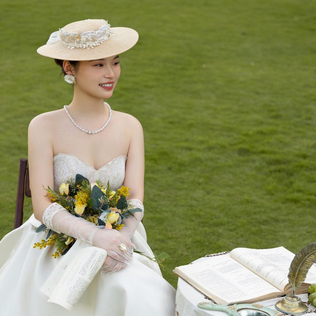 _财神爷的思丽丽~🍇