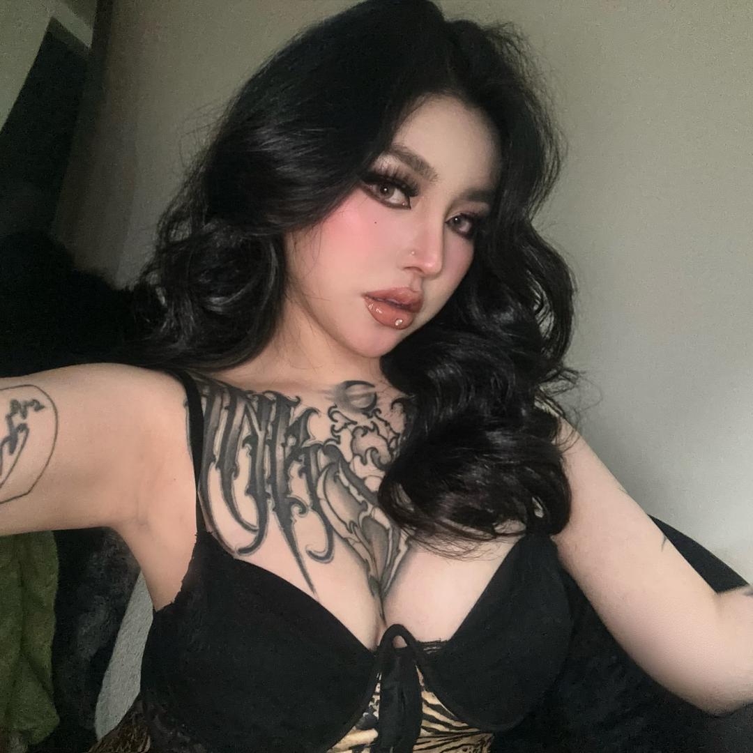 女女奻