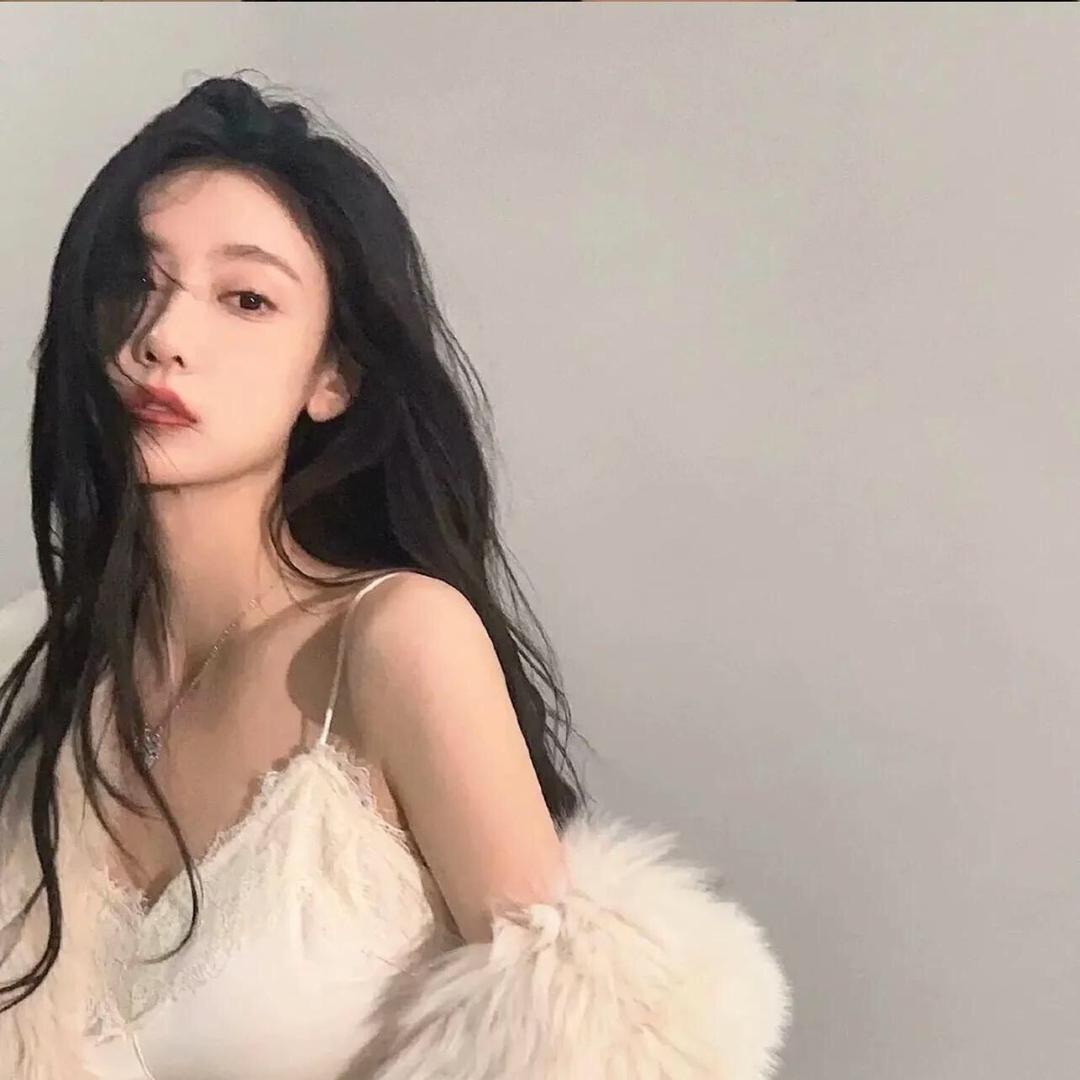 阿娇的衣橱柜
