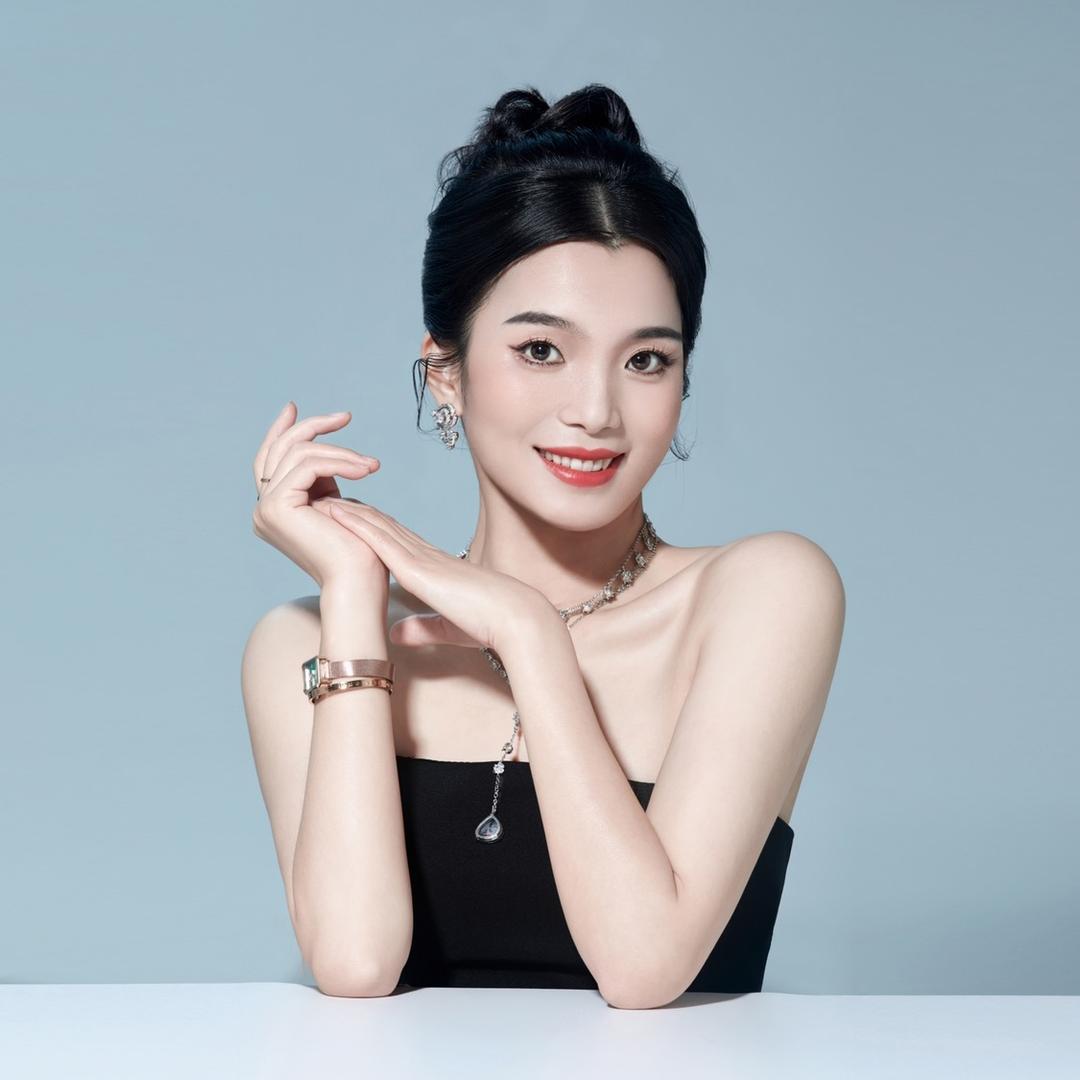 素素老师爱唱歌