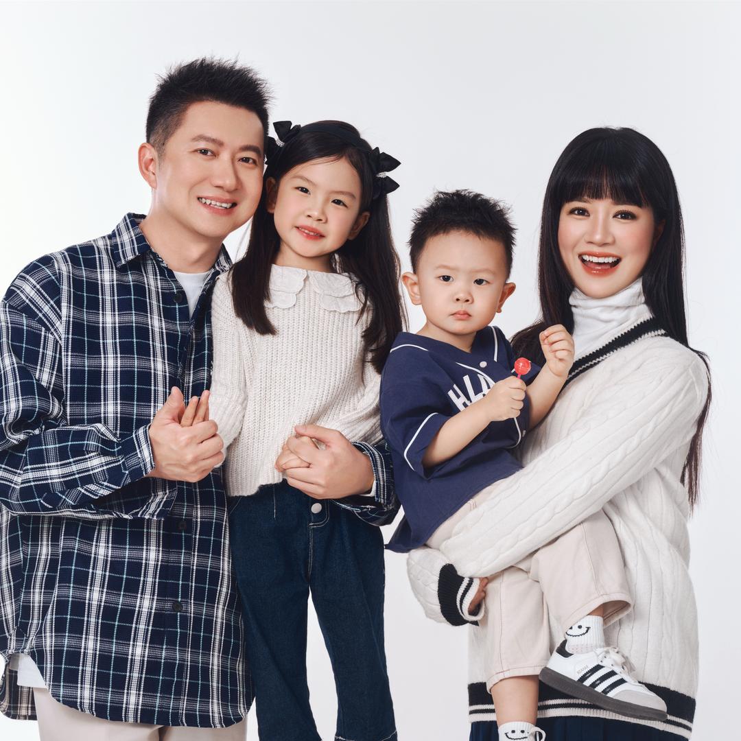 主持人耿晨晨(绿泡泡）@抖音