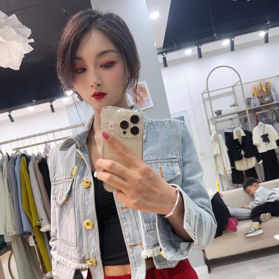 wang  姑娘