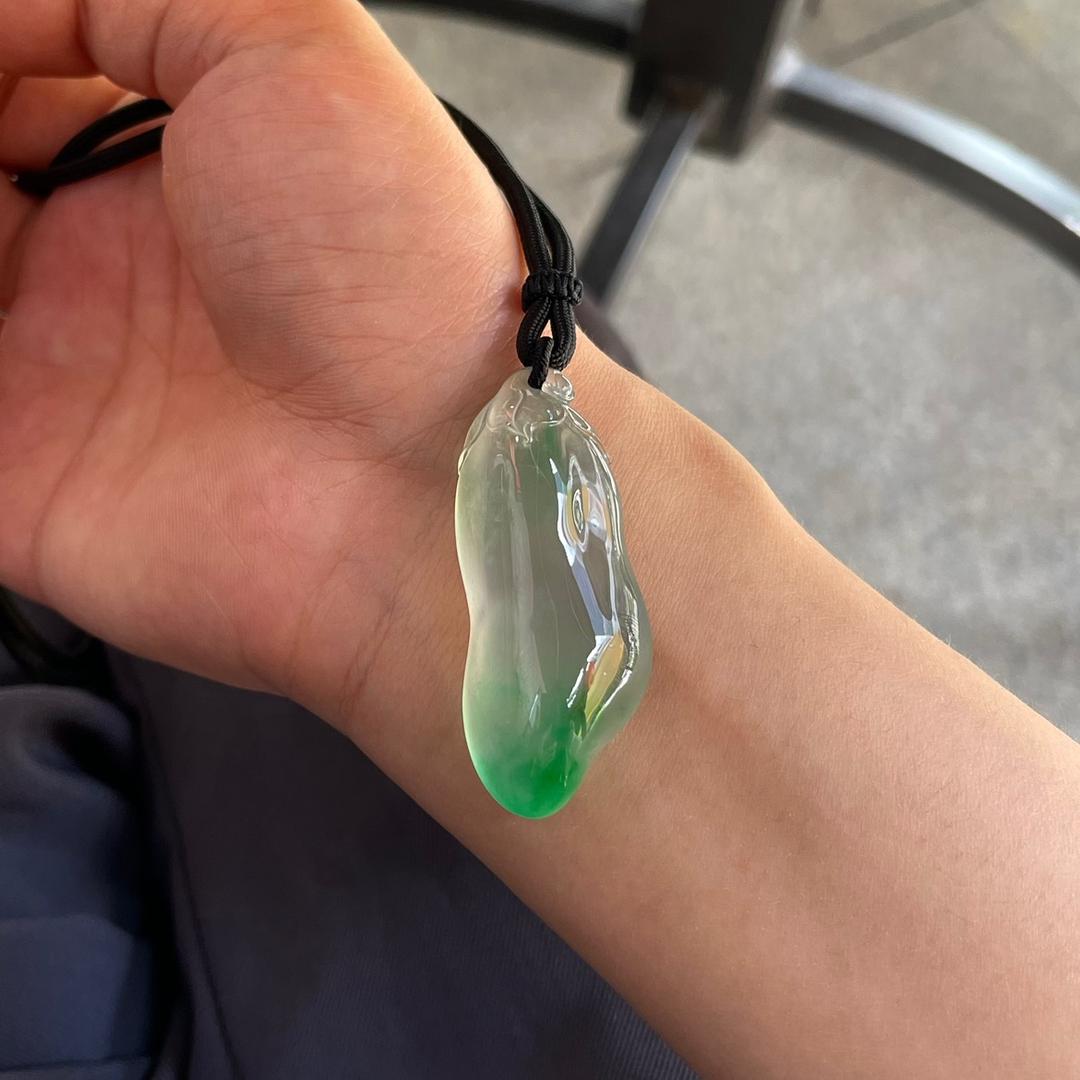 翠动心翡珠宝