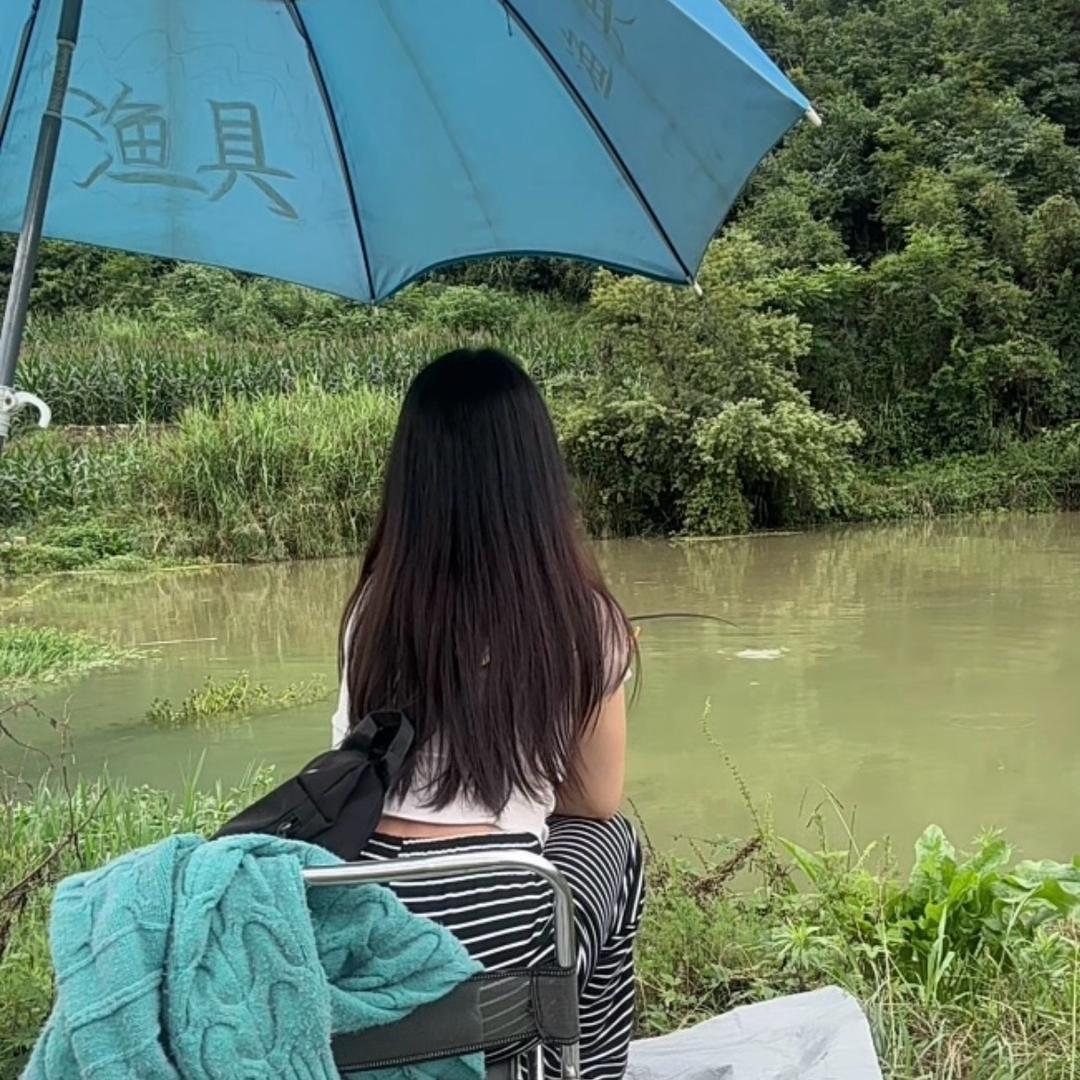 不嘻嘻🎣