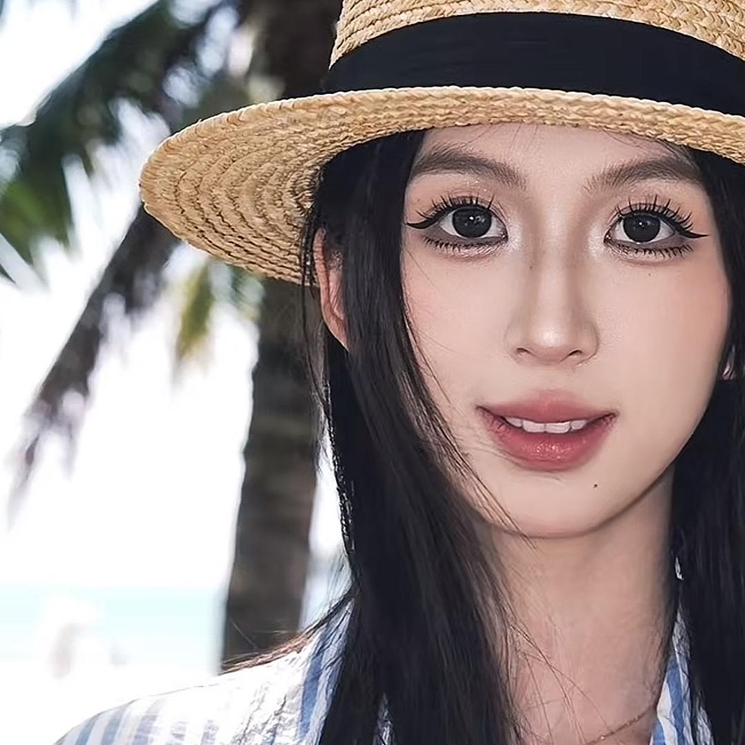 小有名气的美女✌️