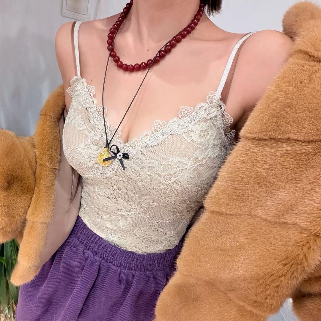 艳