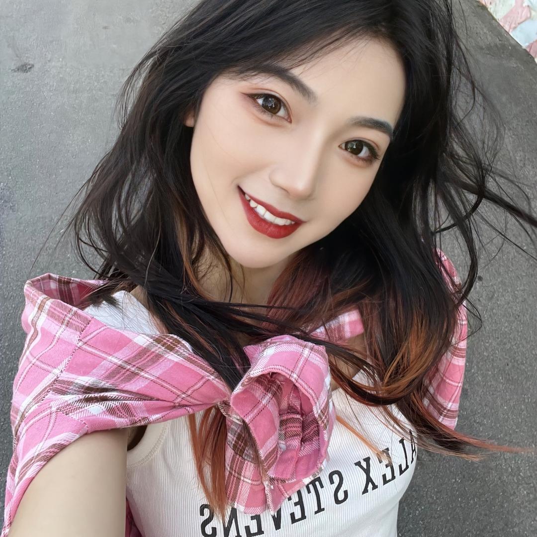秋婷、