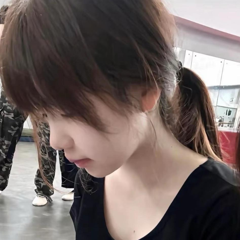 小强.