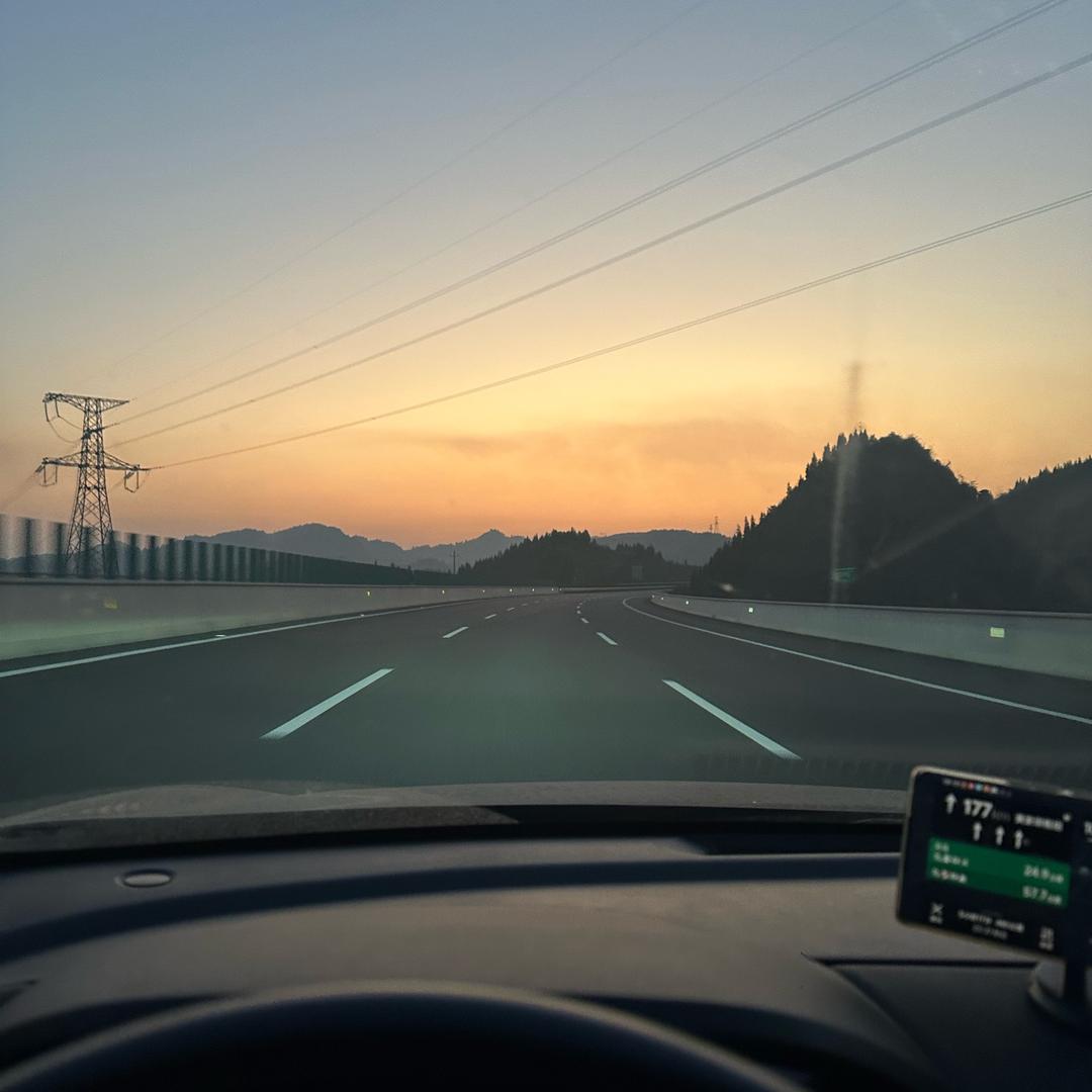 风少爷AK-12月9日云南举办婚礼