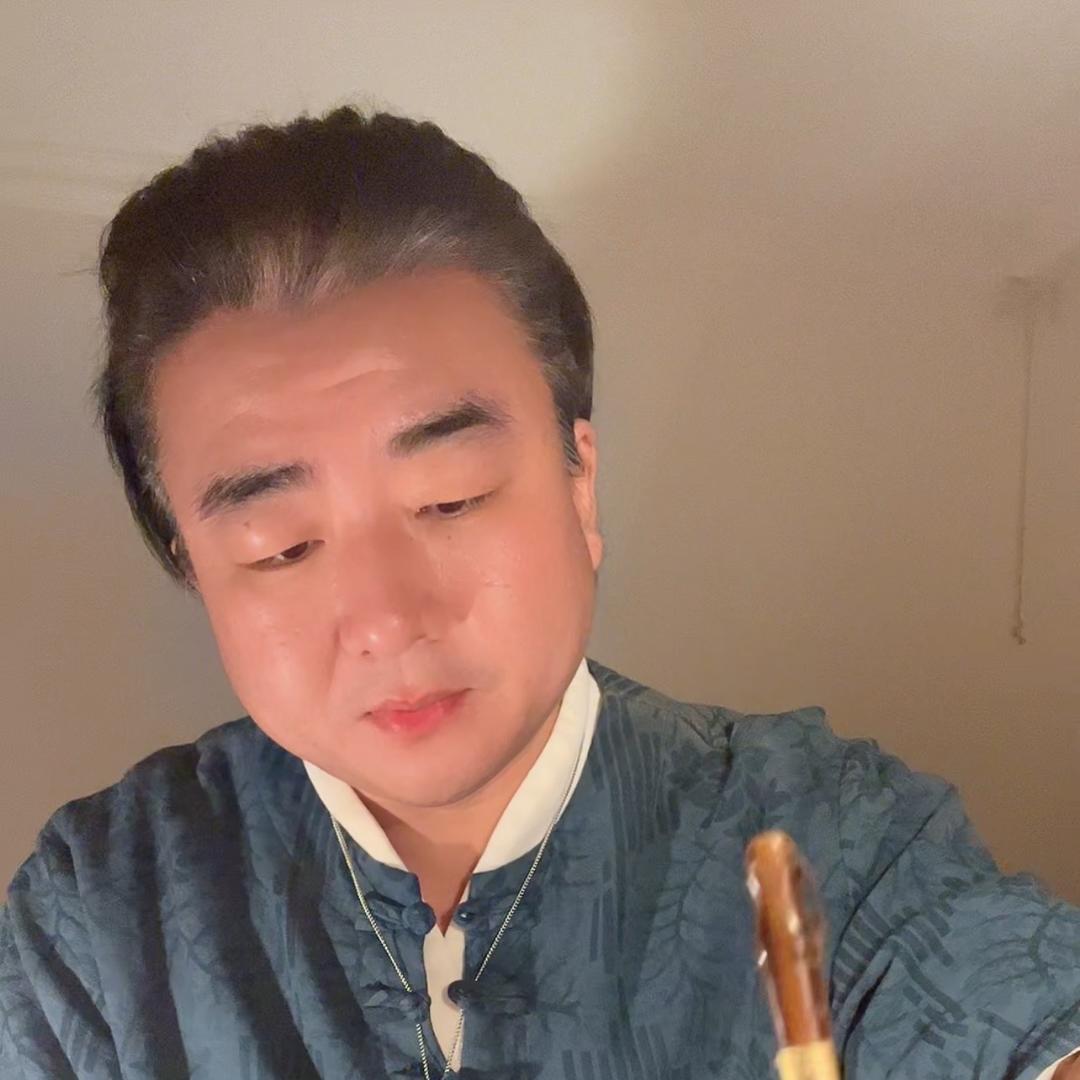 恒嘉先生