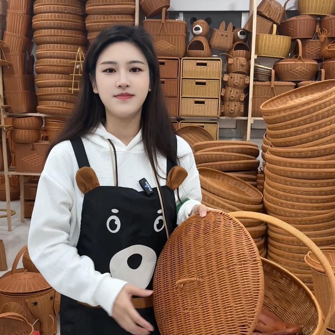 格图工艺娴娴藤编