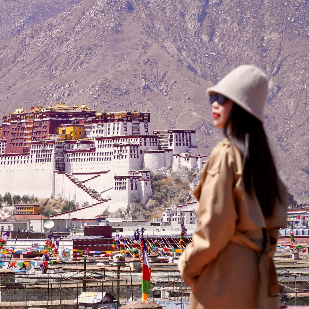 小陈跑遍西藏球场