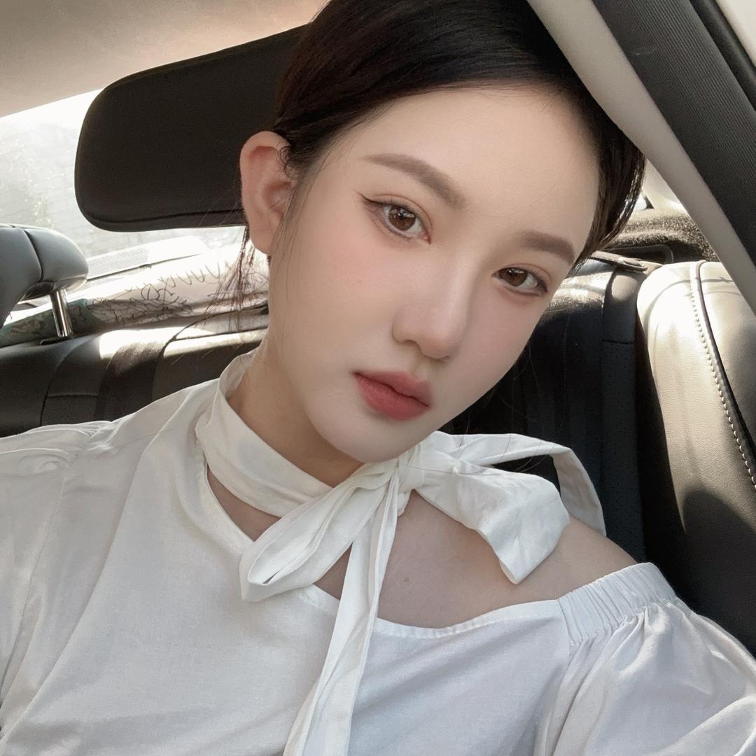 花花🕶️