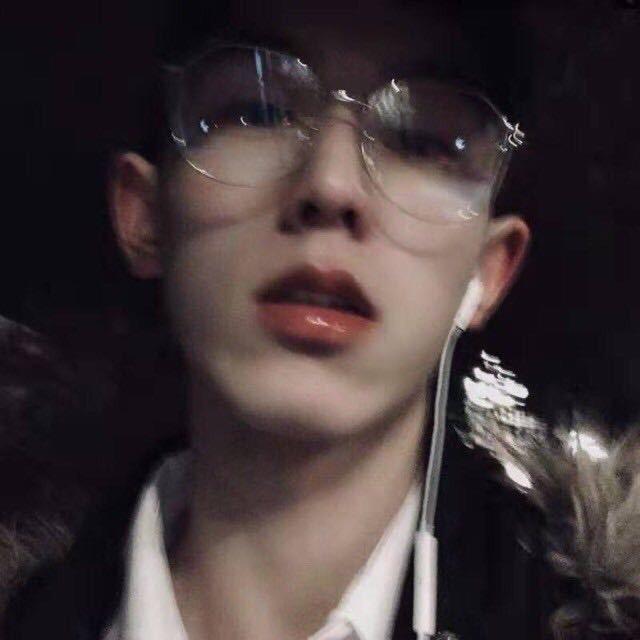 姚姚小弟_