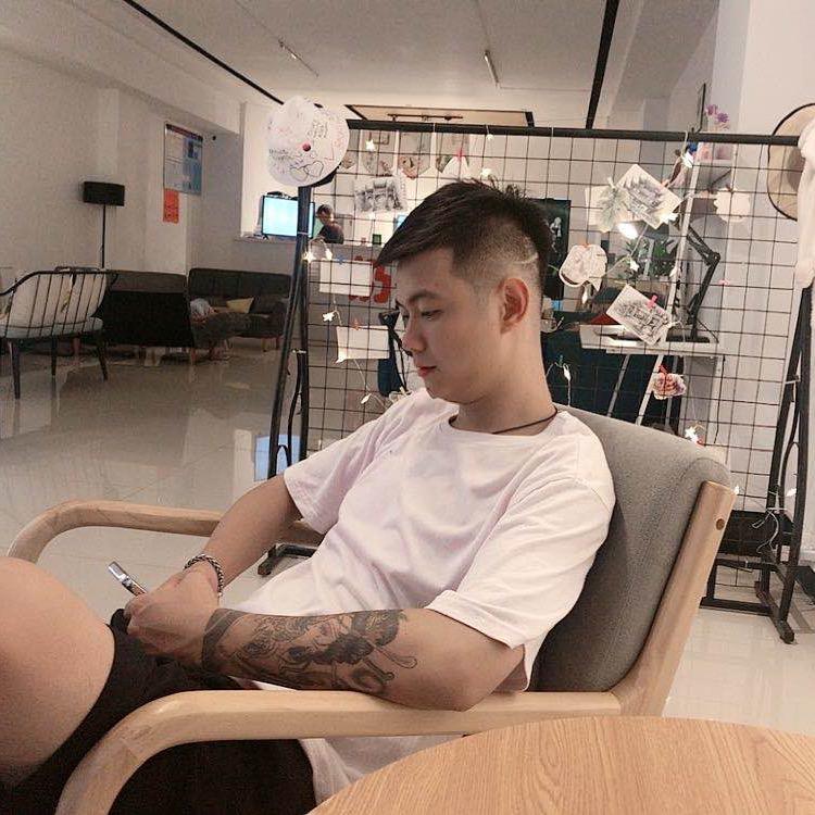 匠人1+1易逢(汨罗发型设计）