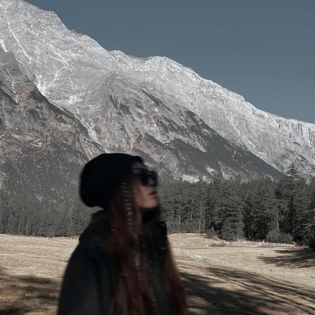 周六🧧珠宝💎鸿翔百货店