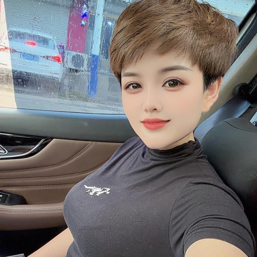 玉妮