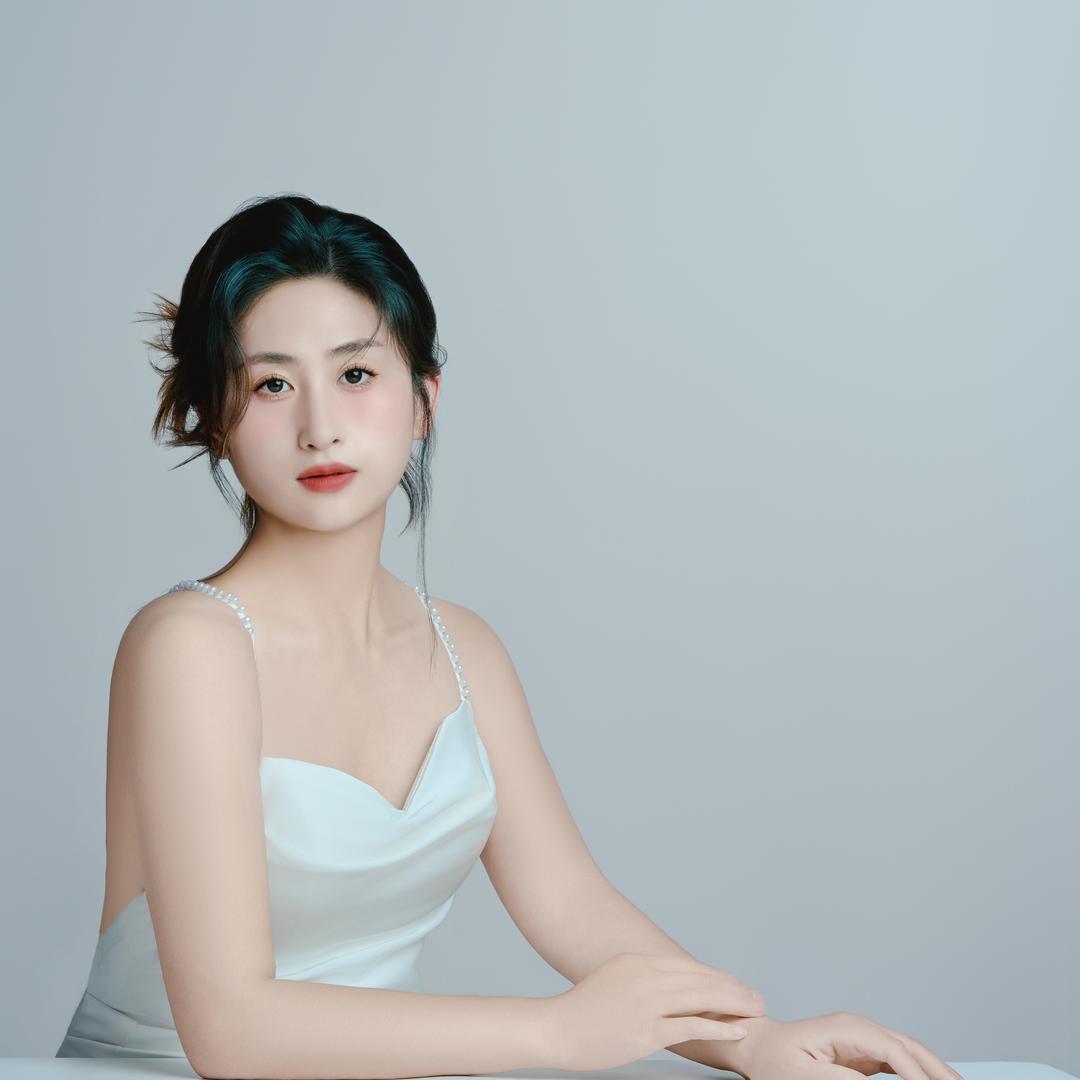 雅 雯 优 选