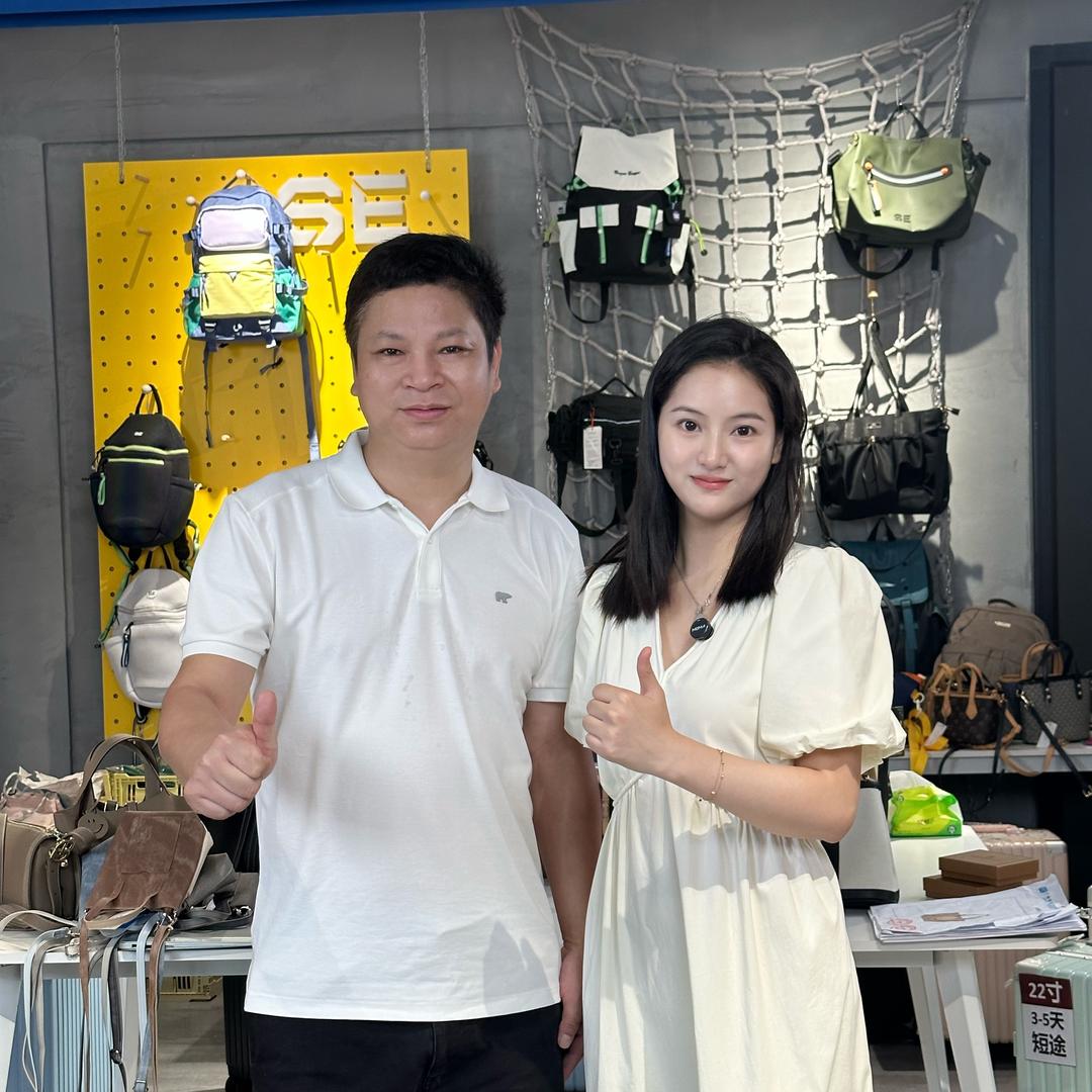 阳光8点高端女包