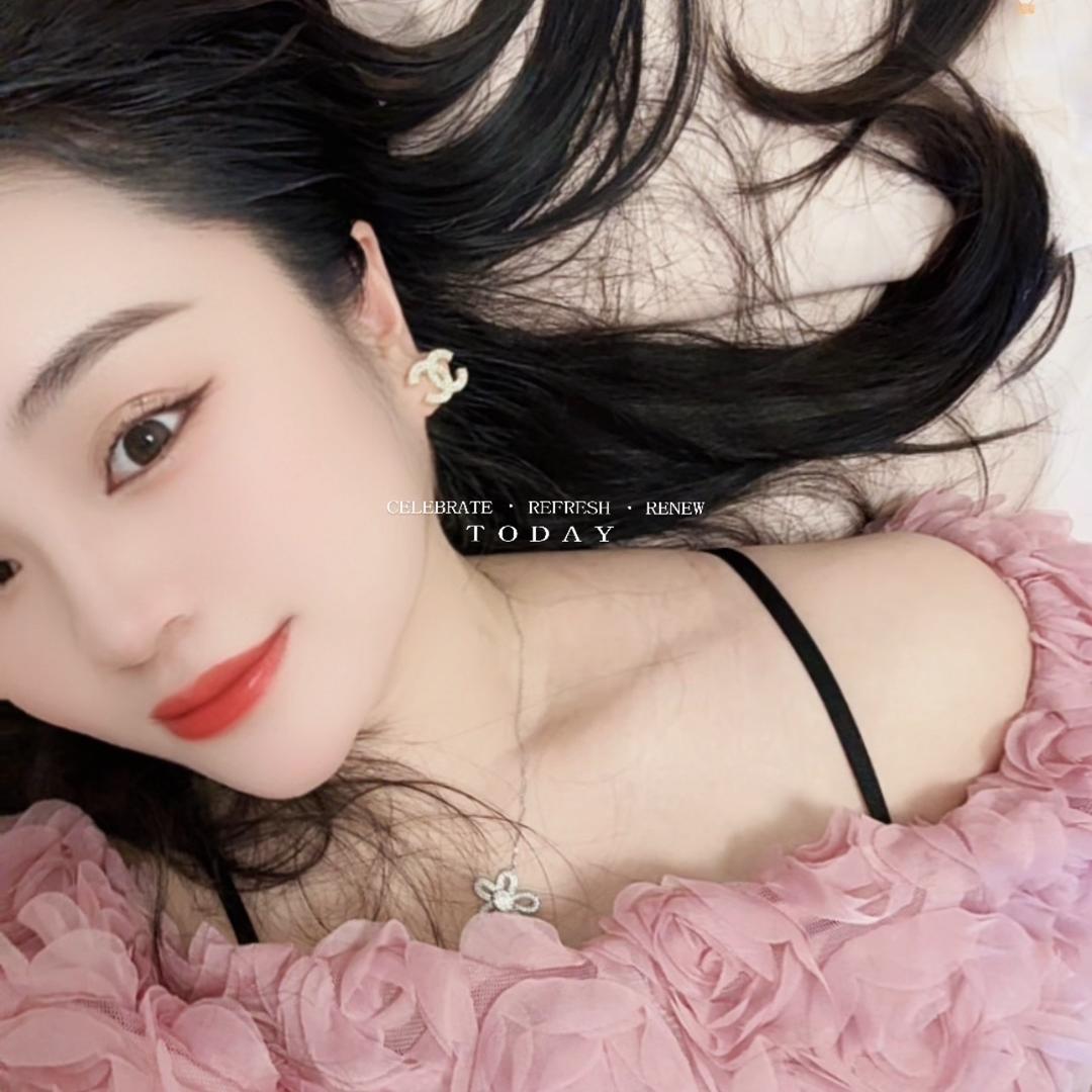 凡品服饰 小何（梅山）