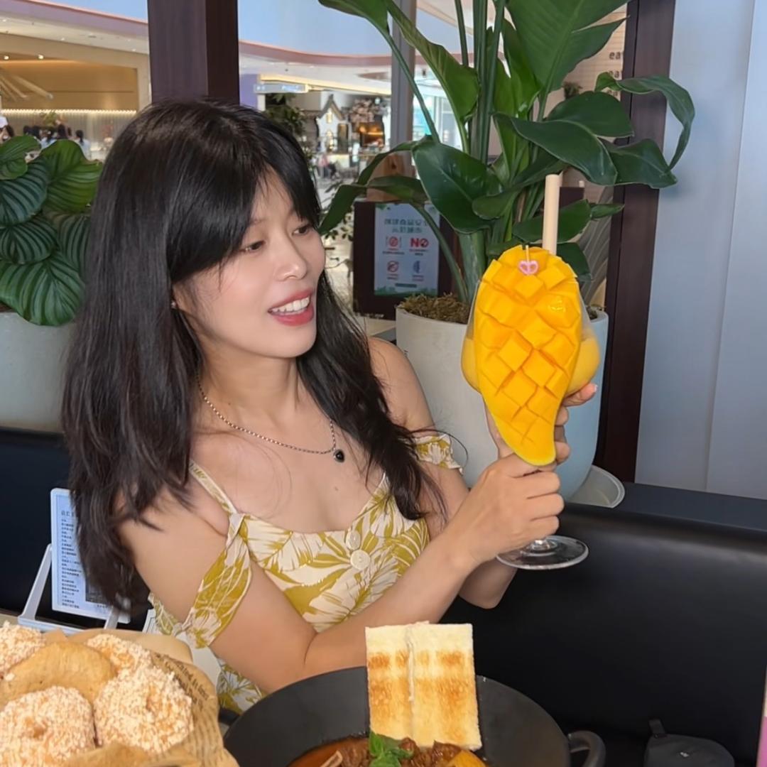 小洁爱吃喝