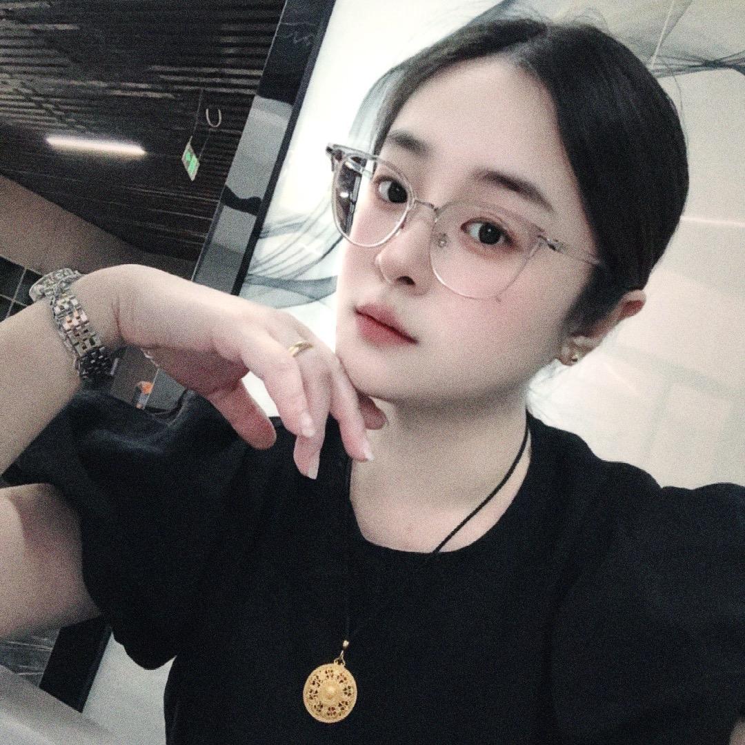 A 🇨🇳 凹凸曼耐上小怪兽丶