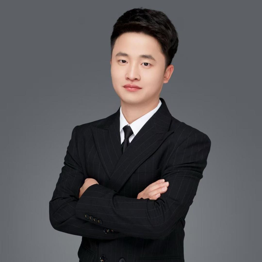 上饶驾培肖肖教练