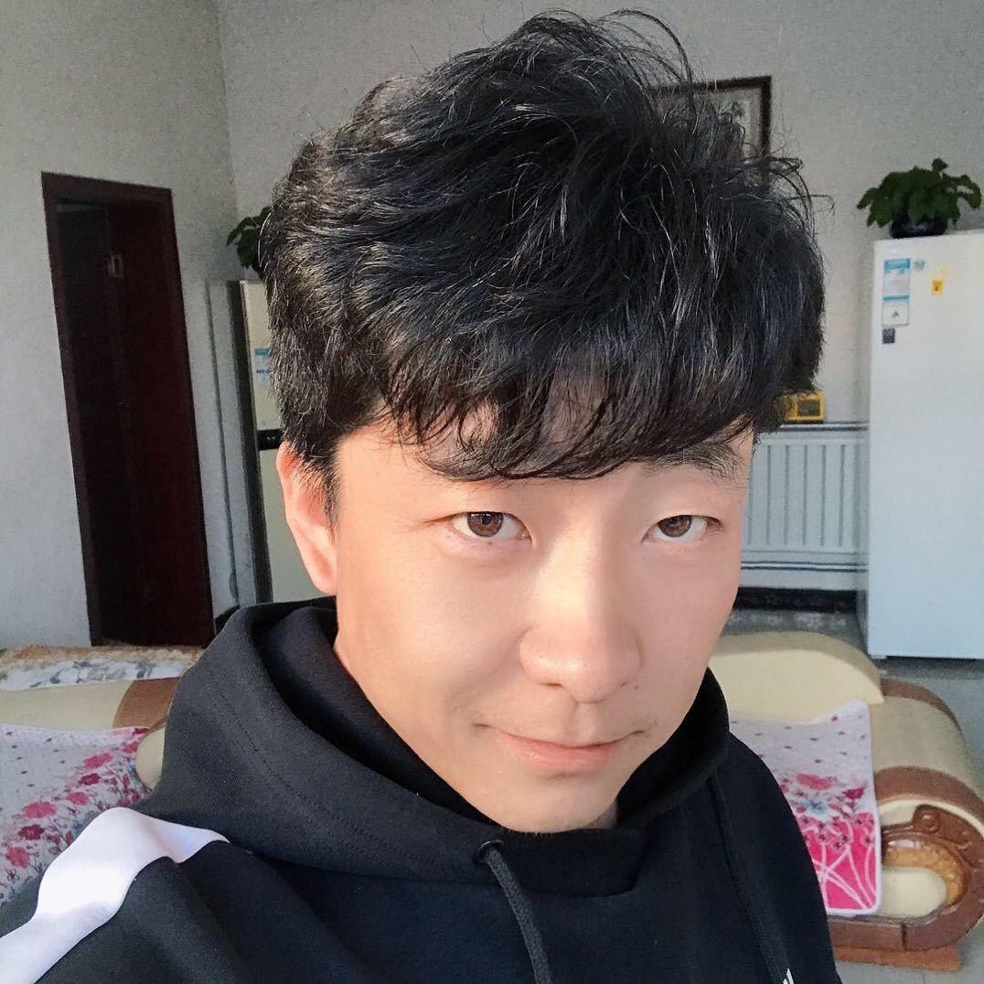 爱跑步的小趴菜จุ๊บ