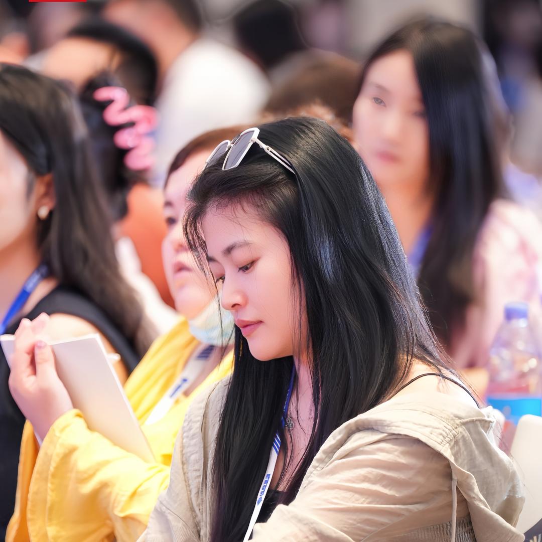 雅迪更高端电动车