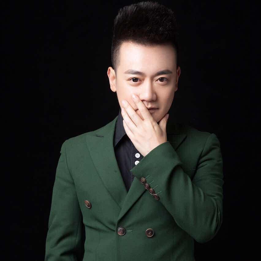 王奇奇
