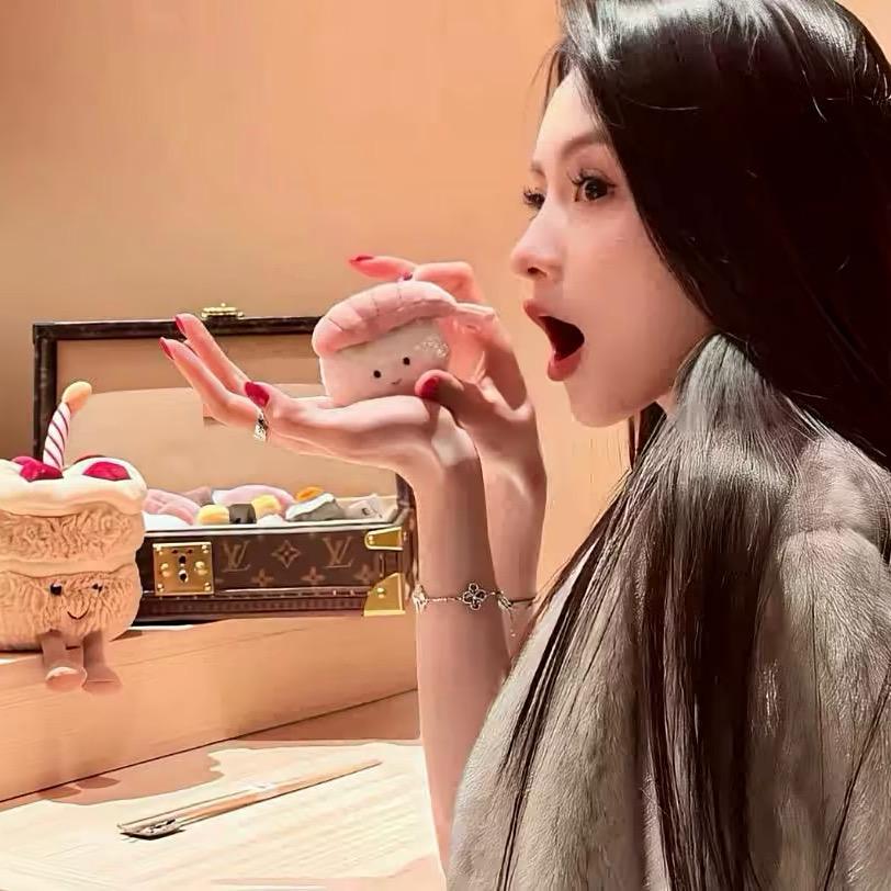 .𝙡̶̶̶𝙤̶̶̶𝙫̶̶̶𝙚🎀