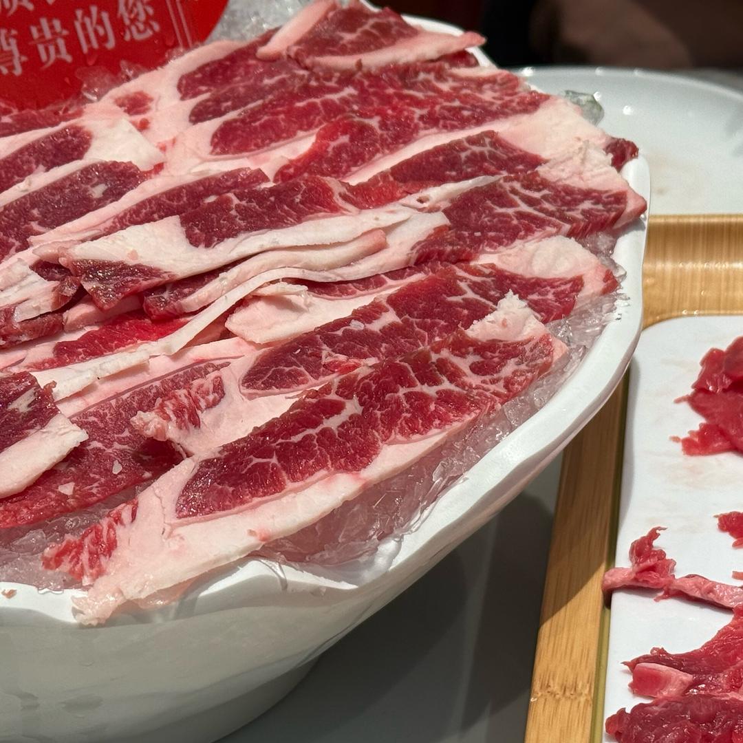 小徐鲜串炭火烧烤《野摊》