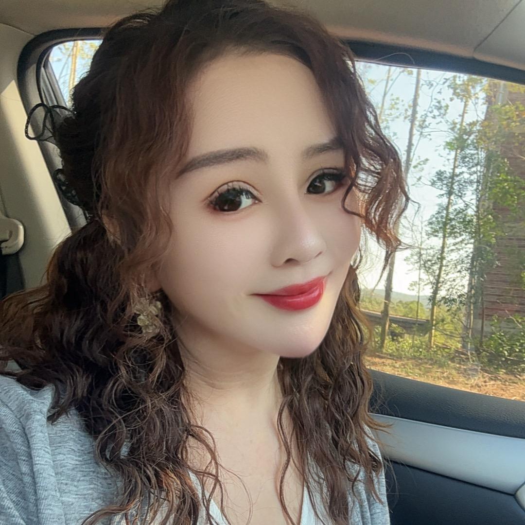 浅浅💞