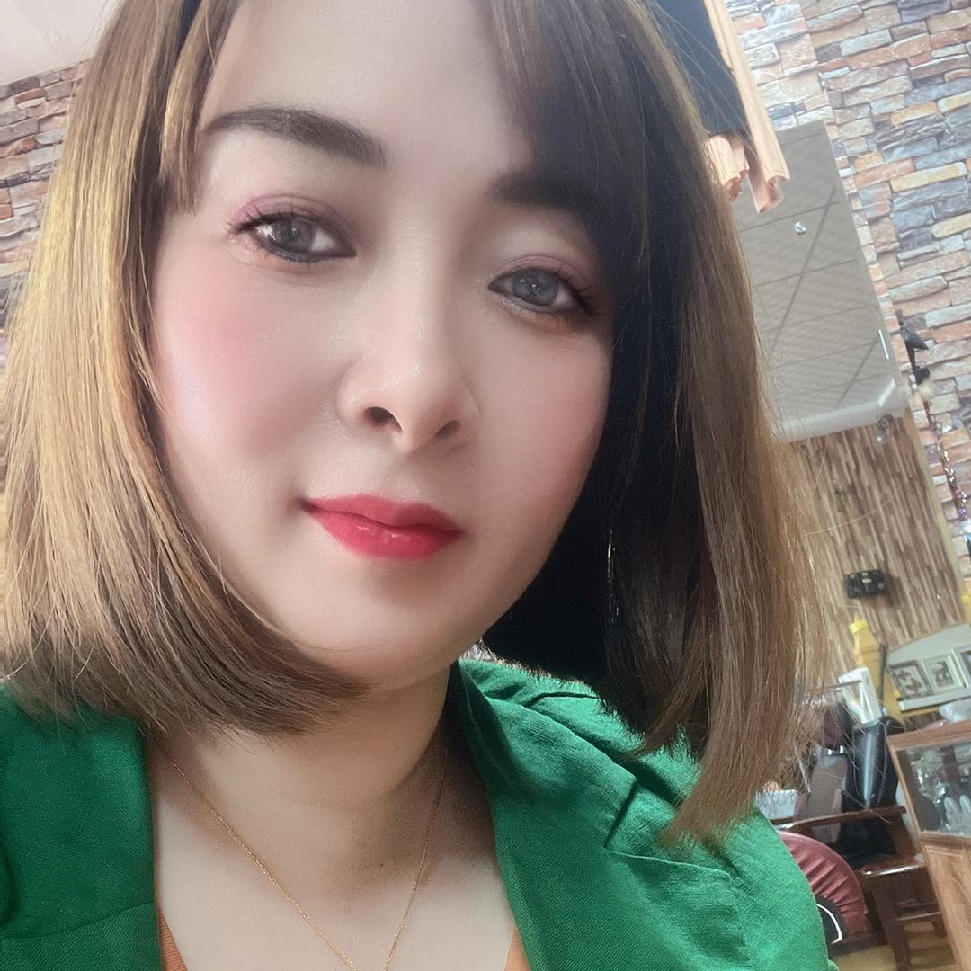 快乐新起点女装东一环府学街小学对面