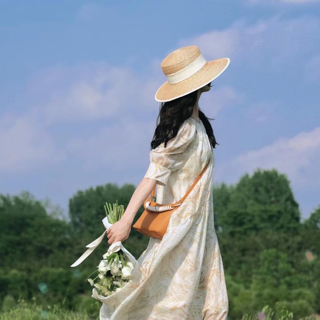 丹丹穿搭·品牌折扣女装