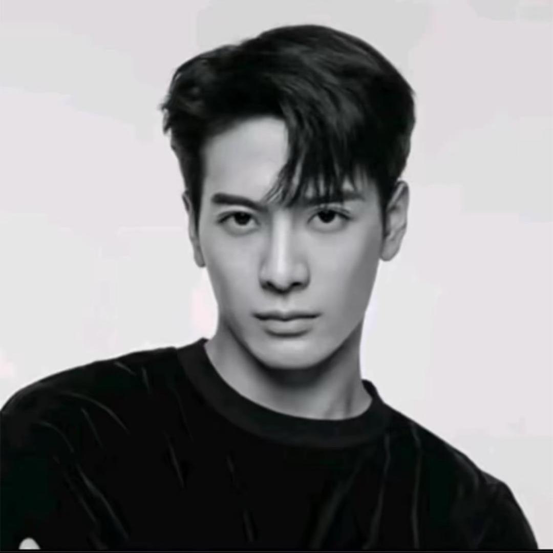 摆烂の男