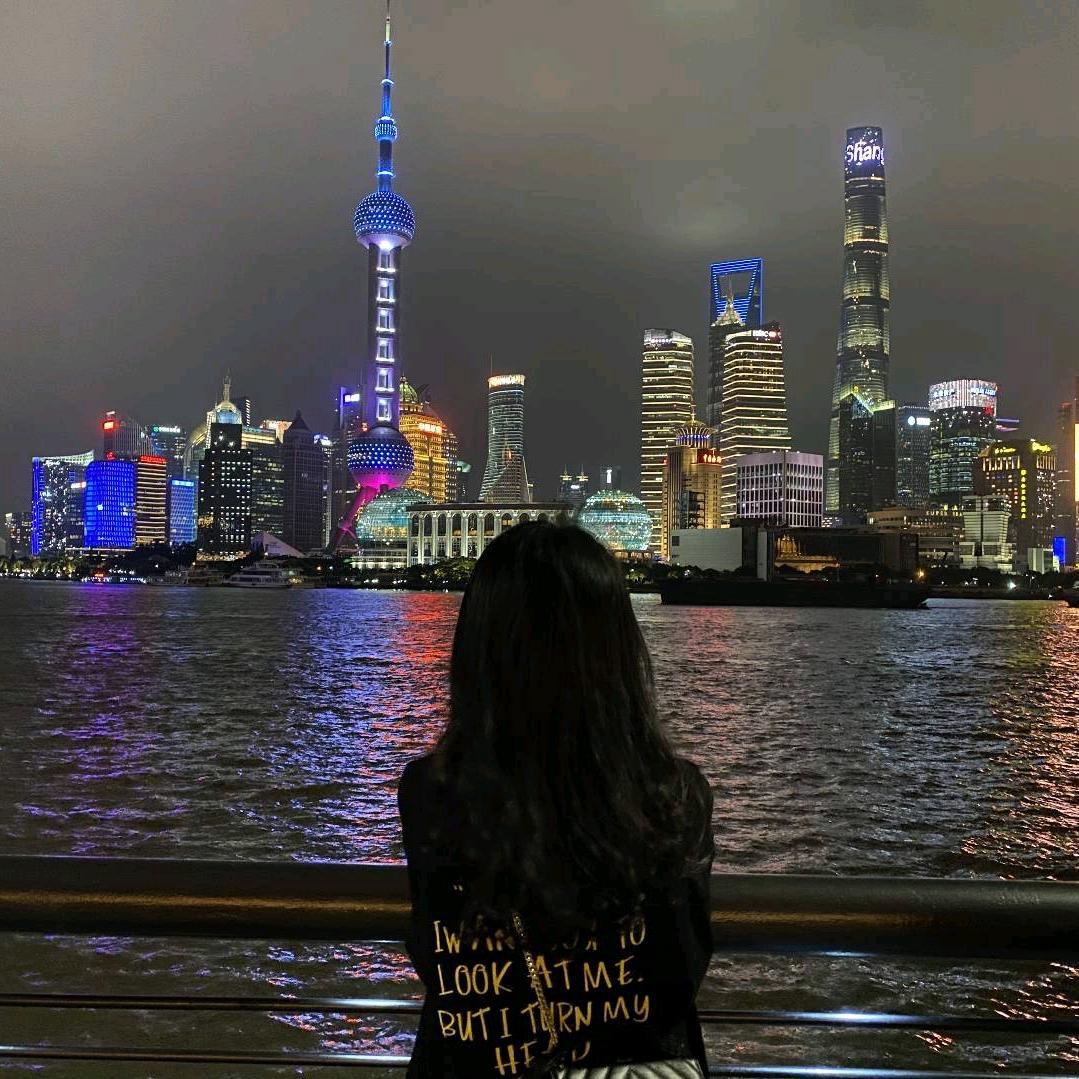 爱挖鼻屎的克兰