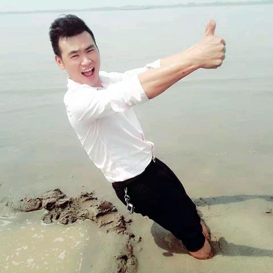 ツ 下壹站.遇见ㄣ