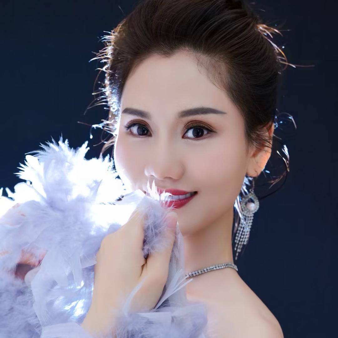 李珊珊🎤