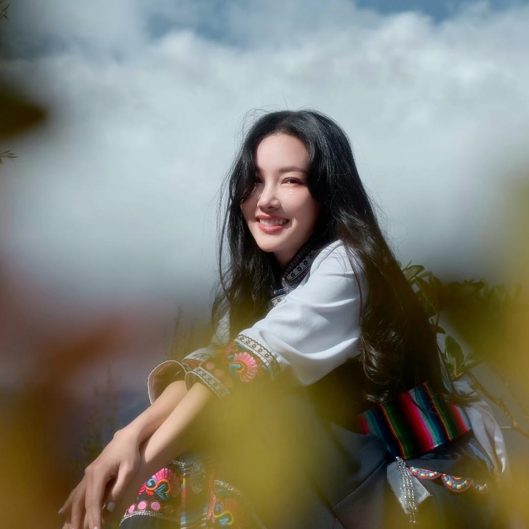 揣着开心乱跑