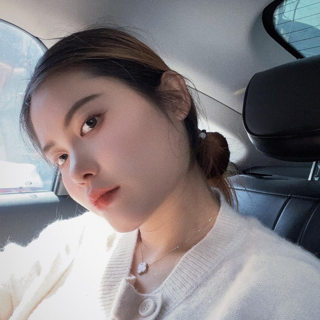 婷婷是狮子座♌️