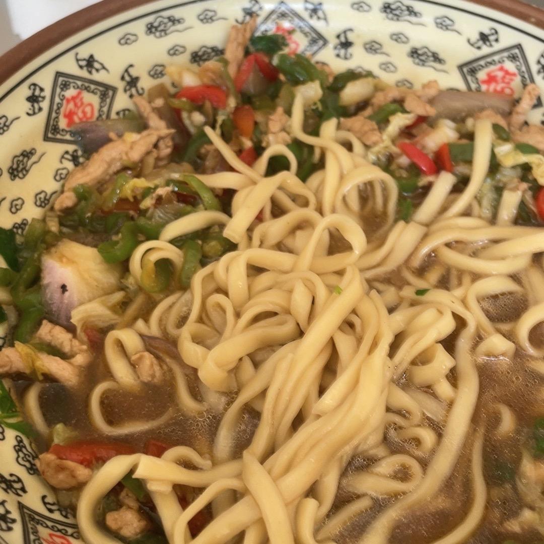 爱唱歌的人