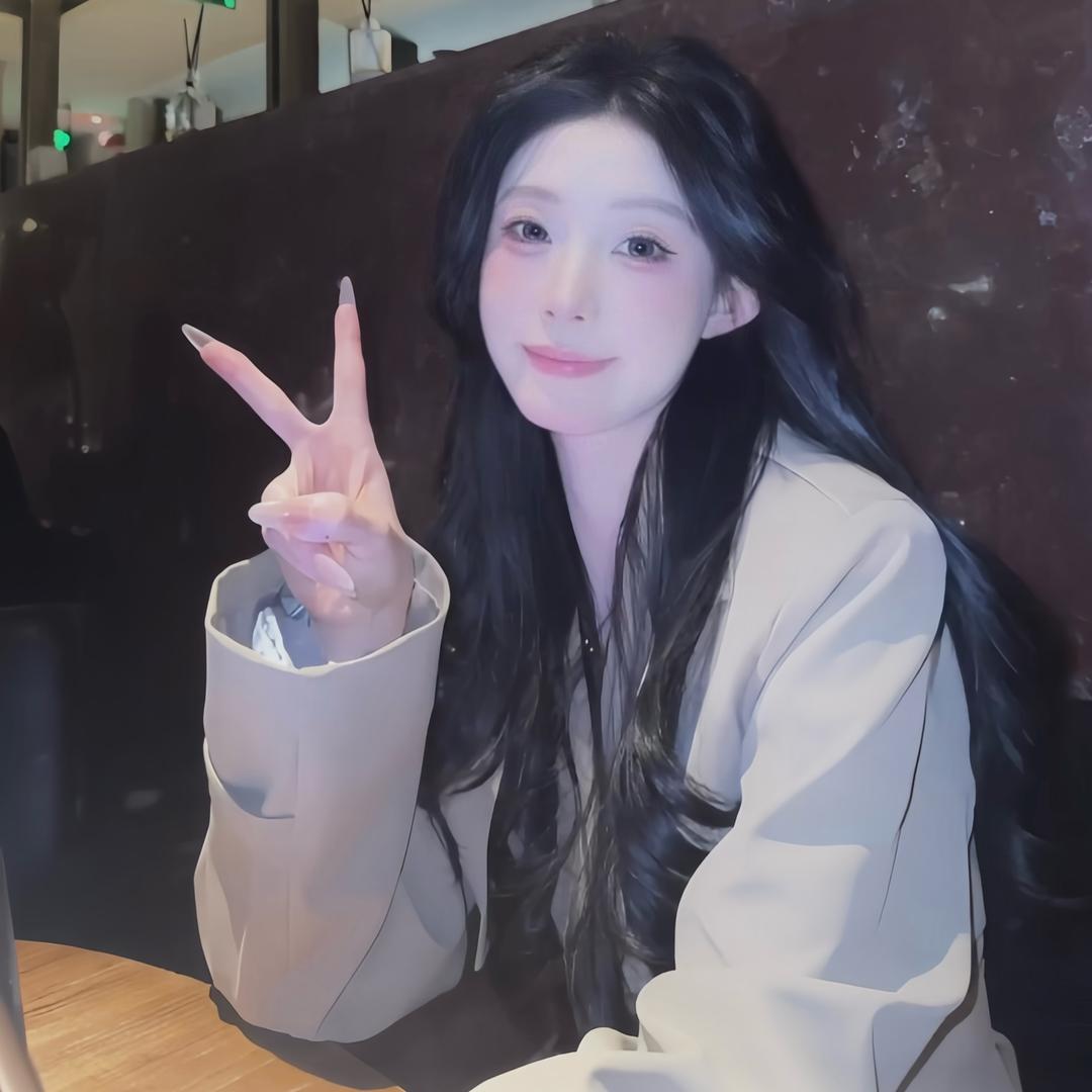 王小彤呀