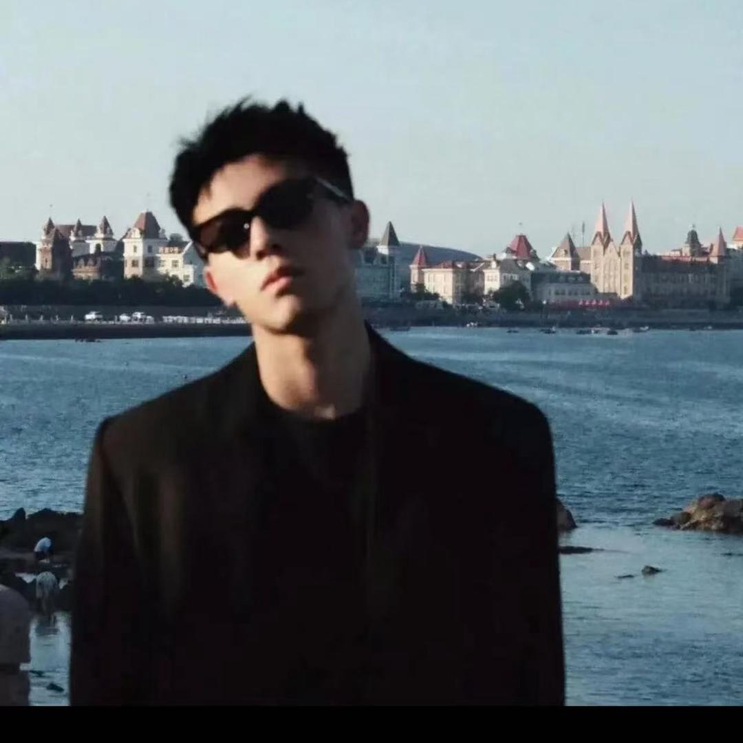 奶茶给我喝一口