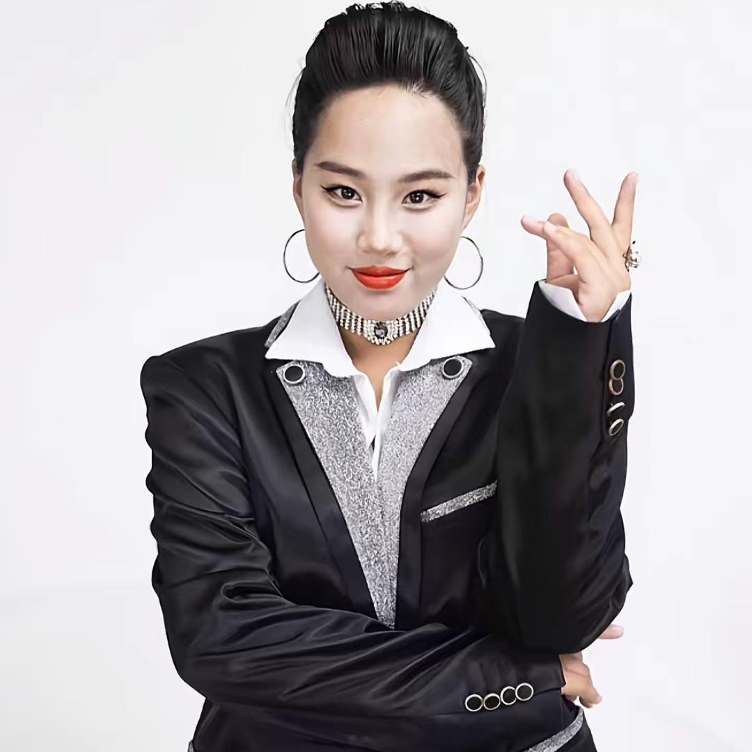 AAA—五金批发王姐