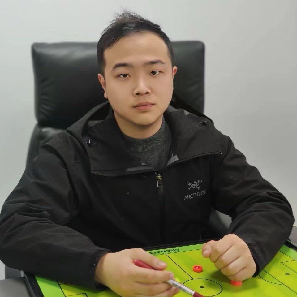 情报员老罗