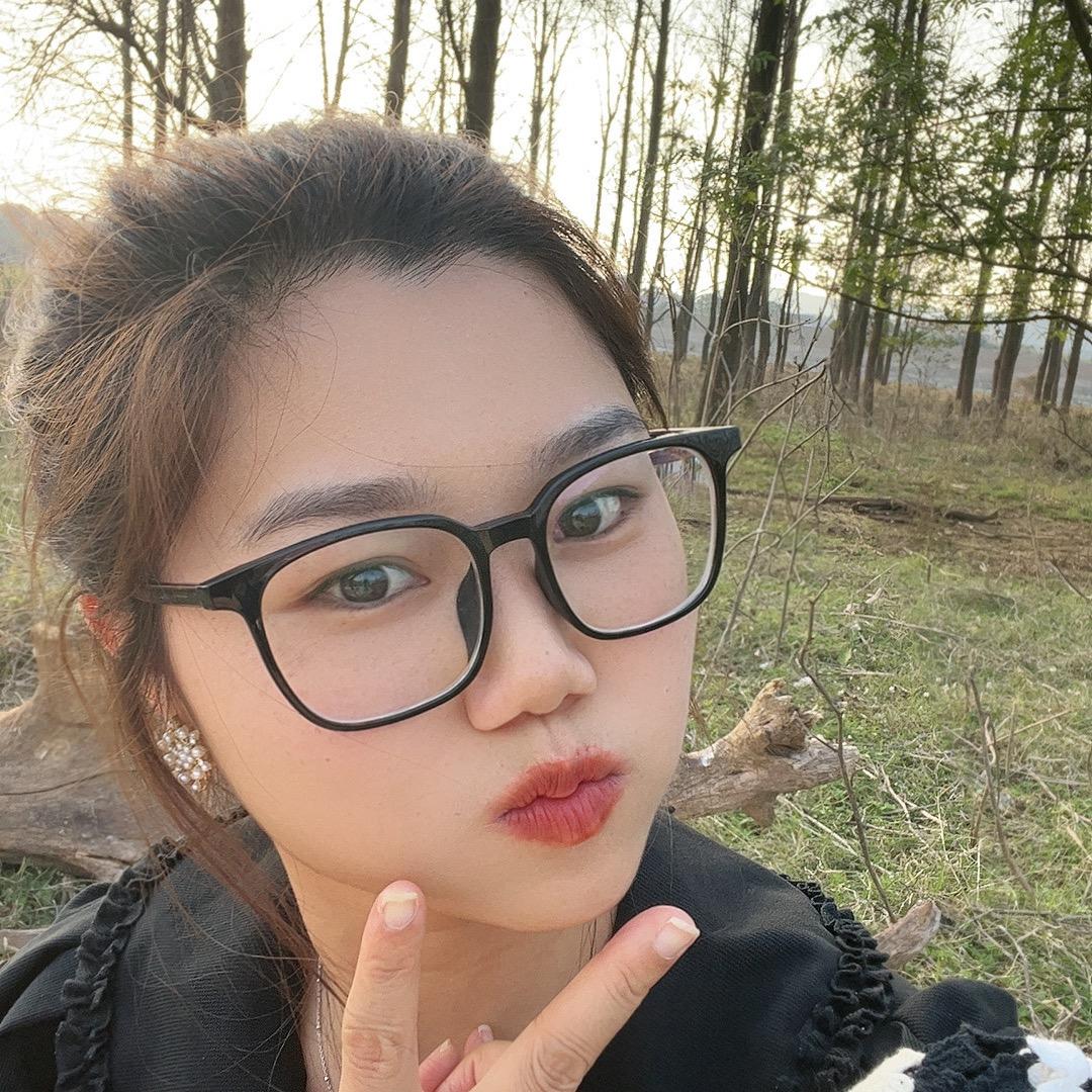 在衡东卖披萨的小丁