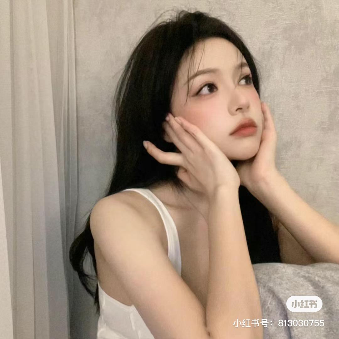 小琹琹子.
